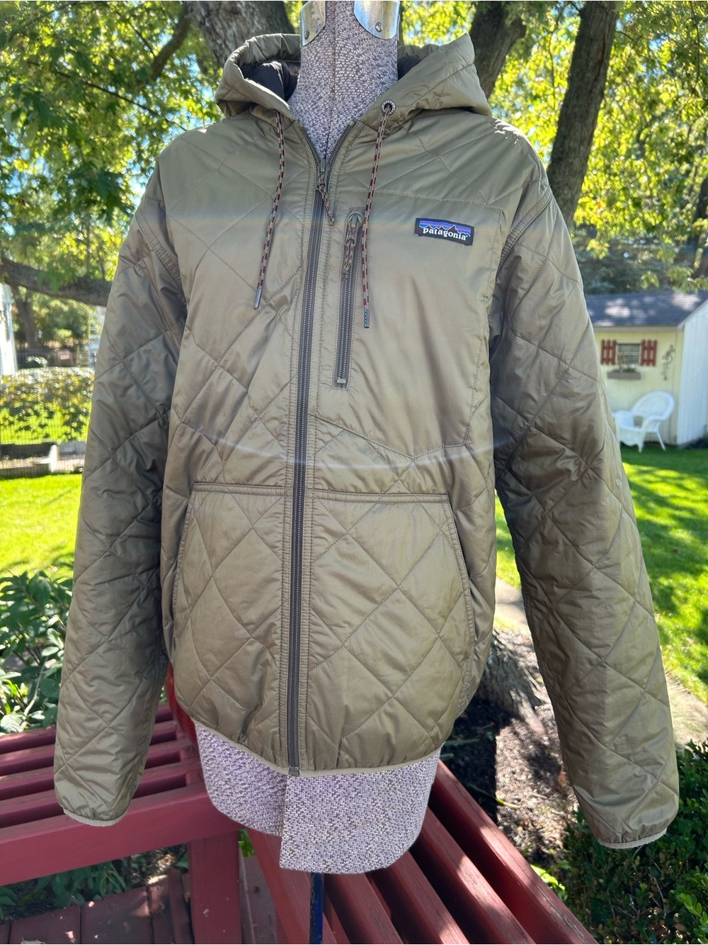 Patagonia Men's Quilted Hooded Jacket - Olive Green M